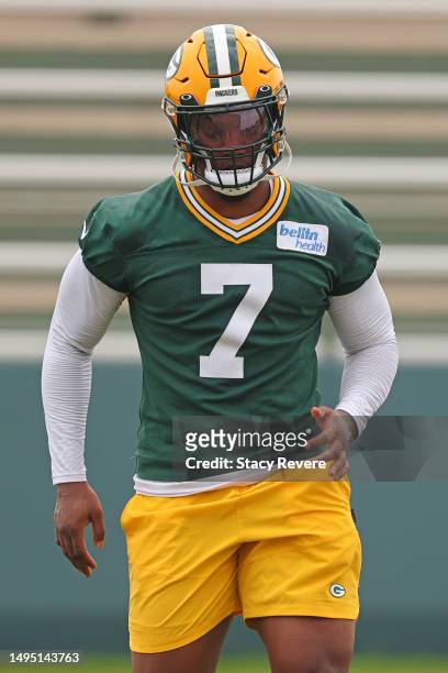Quay Walker of the Green Bay Packers participates in an OTA practice session at Don Hutson Center on May 31, 2023 in Ashwaubenon, Wisconsin.