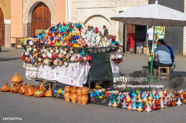 market stall at djemma el fna square in marrakesh, morocco - djemma el fna square 個照片及圖片檔