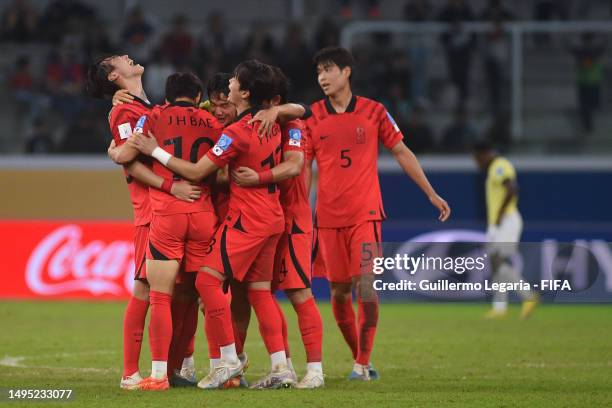 Players of Korea Republic celebrate following the team's victory in the FIFA U-20 World Cup Argentina 2023 Round of 16 match between Ecuador and...