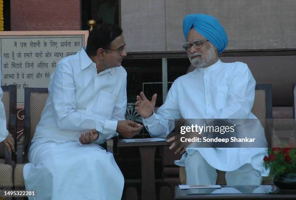 Prime Minister Manmohan Singh with P Chidambaram in New Delhi on October 02, 2005.