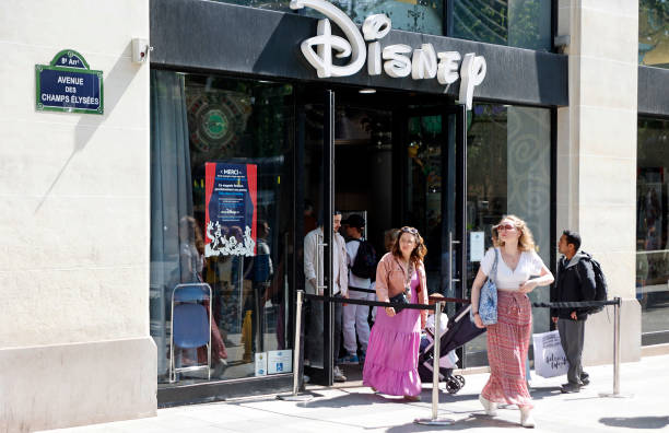 FRA: Champs Elysees Disney Store Closes On June 2nd, 2023