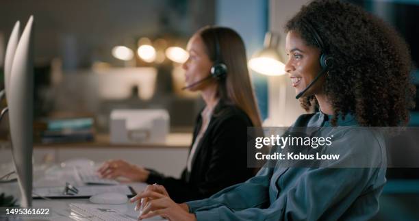 Computer Office Call Center 879 Contact Center Agents Computer Stock Photos, High-Res Pictures, and ...