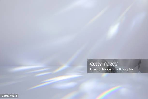 empty studio room background with abstract crystal disco ball spotlight beams. minimal 3d architectural stage with dreamy festive light. front view, copy space. - precious gem foto e immagini stock