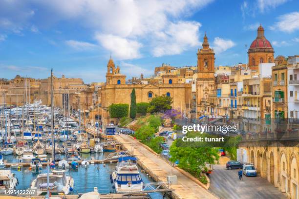st. lawrence church and marina of birgu old town - malta stock pictures, royalty-free photos & images