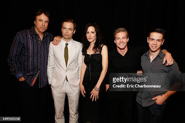 Kevin Nealon, Justin Kirk, Mary-Louise Parker, Hunter Parrish and Alexander Gould at Showtime's 2012 Summer TCA Panel at The Beverly Hilton Hotel on...