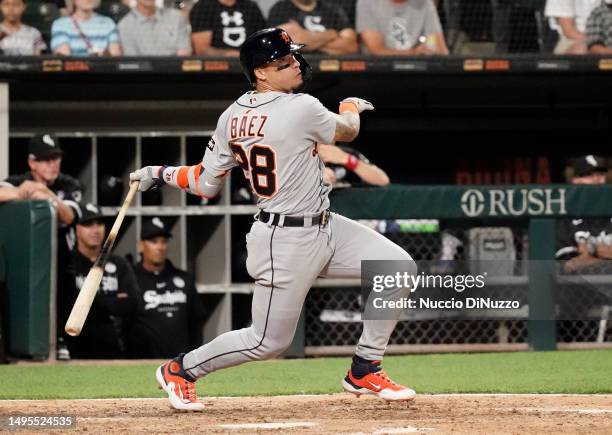 Javier Baez of the Detroit Tigers hits a single against the Chicago White Sox during the eighth inning at Guaranteed Rate Field on June 02, 2023 in...