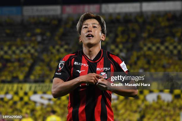 Takuro Kaneko of Consadole Sapporo celebrates the fourth goal during the J.LEAGUE Meiji Yasuda J1 16th Sec. Match between Kashiwa Reysol and Hokkaido...