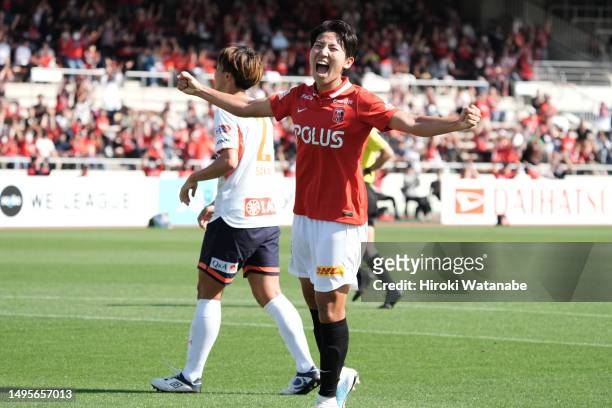 Kiko Seike of HMI Urawa Reds Ladies celebrates scoring her team's third goal during the WE LEAGUE match between Mitsubishi Heavy Industries Urawa Red...