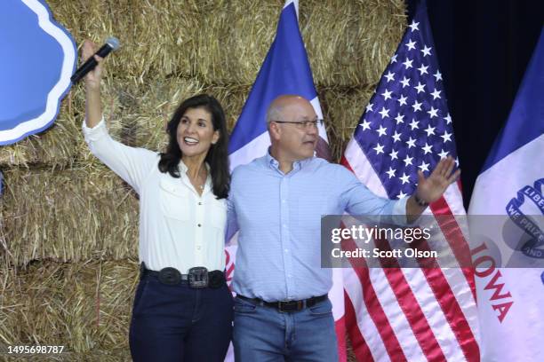 Republican presidential candidate former UN Ambassador Nikki Haley and her husband Michael are introduced during the Joni Ernst's Roast and Ride...