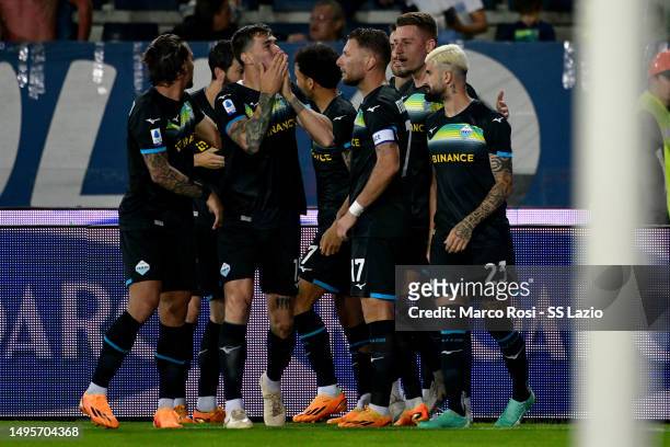 Alessio Romagnoli of SS Lazio celebrates a opening goal with his team mates during the Serie A match between Empoli FC and SS Lazio at Stadio Carlo...