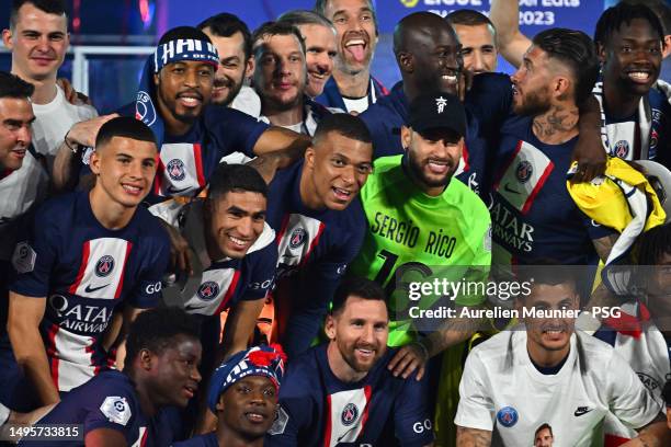 Ismael Gharbi, Presnel Kimpembe, Achraf Hakimi, Nuno Mendes, Leo Messi, Kylian Mbappe, Neymar Jr, Sergio Ramos and Marco Verratti of Paris...