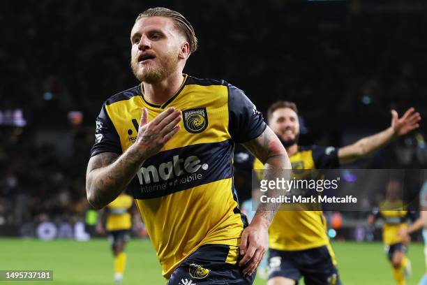 Jason Cummings of the Mariners celebrates scoring his first penalty goal during the 2023 A-League Men's Grand Final match between Melbourne City and...