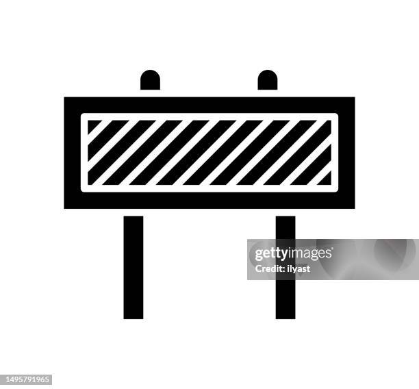 ilustraciones, imágenes clip art, dibujos animados e iconos de stock de icono vectorial relleno de negro de road block - driving on busy highway