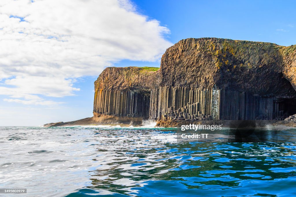 Staffa Rocks Fingals Cave At Staffa Island High-Res Stock Photo - Getty Images