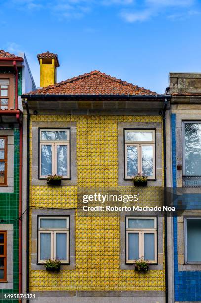 tile facade building - portugal tiles stock pictures, royalty-free photos & images