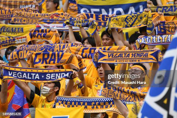 Supporters of Vegalta Sendai cheer prior to the J.LEAGUE Meiji Yasuda J2 19th Sec. Match between Tokyo Verdy and Vegalta Sendai at Ajinomoto Stadium...