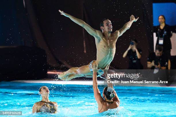 The Spain team competes in the Artistic Swimming Acrobatic Final during day theree of the World Aquatics Artistic Swimming World Cup Super Final Meet...