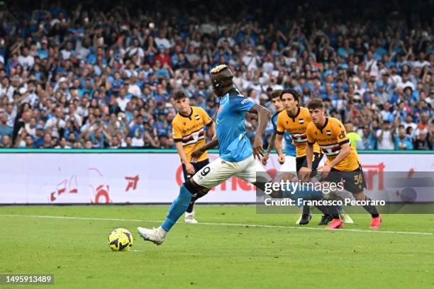 Victor Osimhen of SSC Napoli scores the team's first goal from a penalty kick during the Serie A match between SSC Napoli and UC Sampdoria at Stadio...