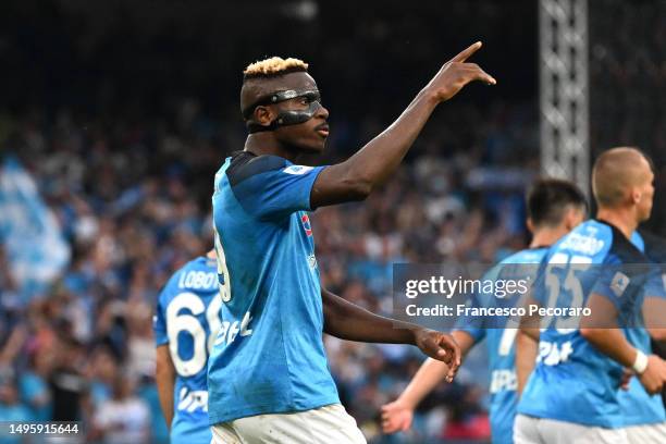 Victor Osimhen of SSC Napoli celebrates after scoring the team's first goal from a penalty kick during the Serie A match between SSC Napoli and UC...