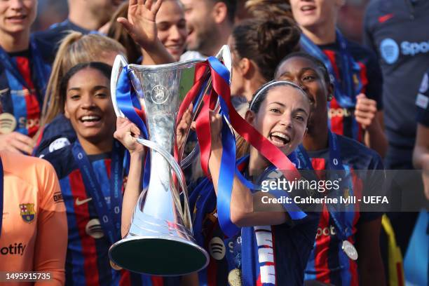 Aitana Bonmati of FC Barcelona celebrates with the trophy after winning the UEFA Women's Champions League final match between FC Barcelona and VfL...