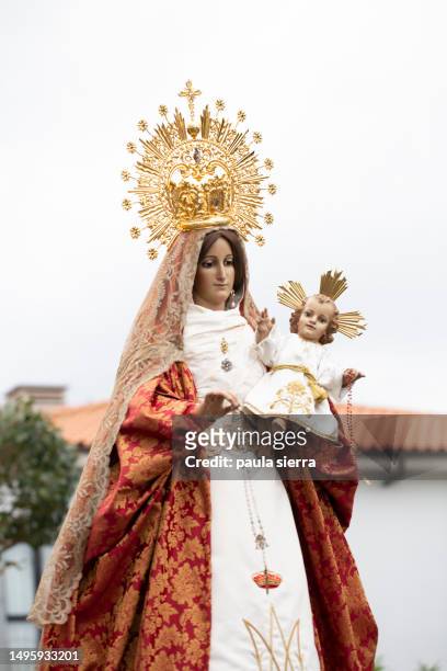 virgin of rosario in a procession of cristo del socorro - madonna del rosario stock pictures, royalty-free photos & images