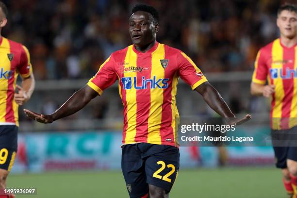 Lameck Banda of Lecce celebrates during the Serie A match between US Lecce and Bologna FC at Stadio Via del Mare on June 04, 2023 in Lecce, Italy.