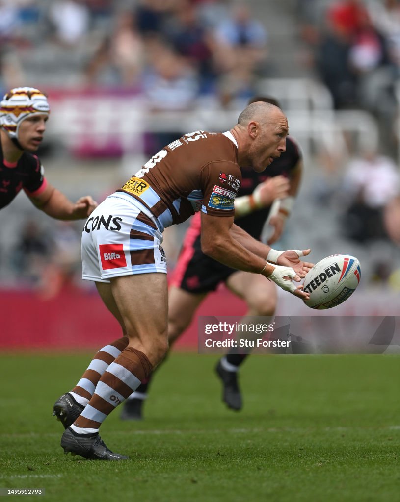 St Helens v Huddersfield Giants - Betfred Super League Magic Weekend