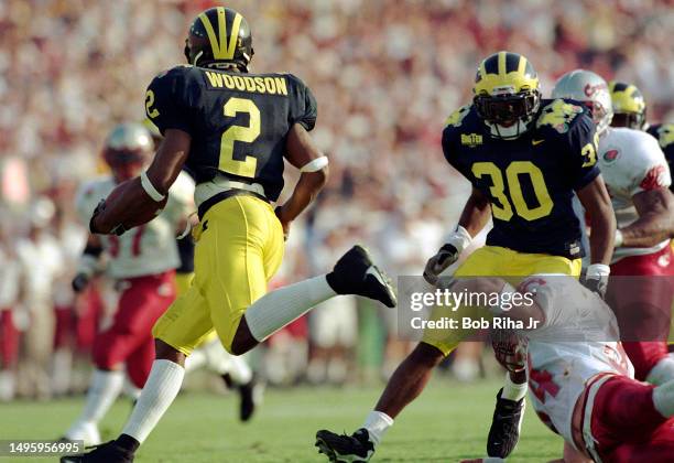 University of Michigan Wolverines Charles Woodson game action during Rose Bowl game of Michigan Wolverines against Washington State Cougars, January...