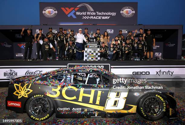 Kyle Busch, driver of the 3CHI Chevrolet, and crew in victory lane after winning the NASCAR Cup Series Enjoy Illinois 300 at WWT Raceway on June 04,...