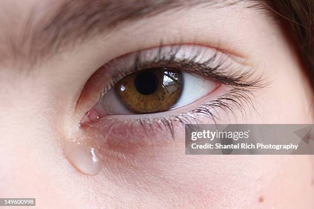young girl with tears in eyes - eyes crying stock pictures, royalty-free photos & images