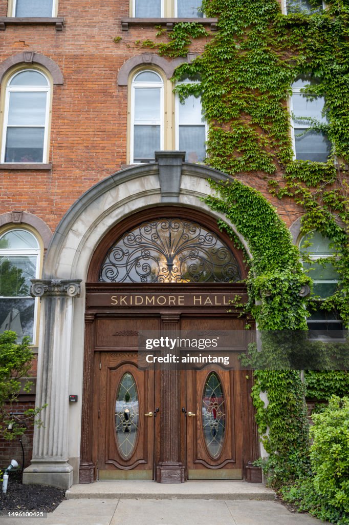 Edificio de apartamentos Skidmore en Saratoga Springs