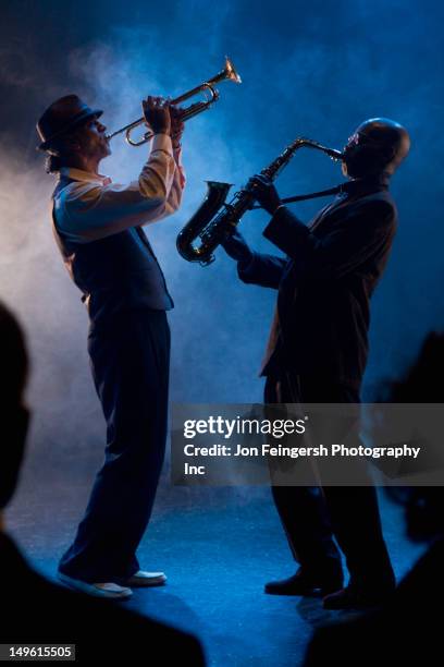 musicians playing in jazz band - blues foto e immagini stock