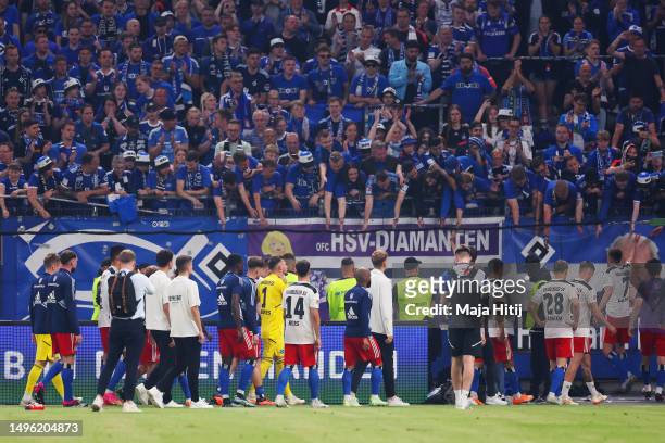 Hamburger SV players acknowledge the fans after the team's defeat in the Bundesliga playoffs second leg match between Hamburger SV and VfB Stuttgart...