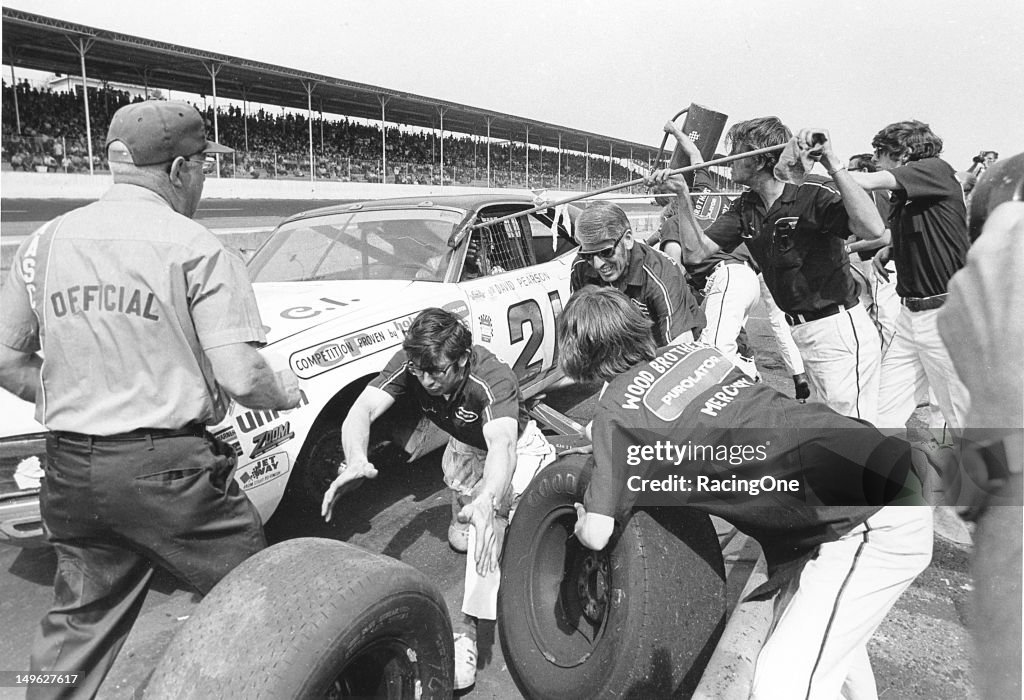 Wood Brothers Pit Stop - NASCAR Darlington Early 1970s