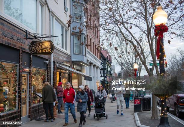 walking on sidewalk in princeton - princeton new jersey stock pictures, royalty-free photos & images