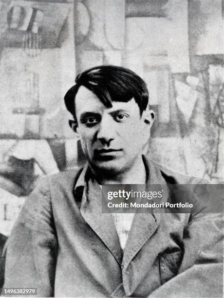 The Spanish painter, sculptor and lithographer Pablo Picasso poses. 1912