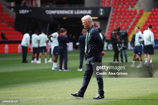 David Moyes, Manager of West Ham United, inspects the pitch prior to the UEFA Europa Conference League 2022/23 final match between ACF Fiorentina and...