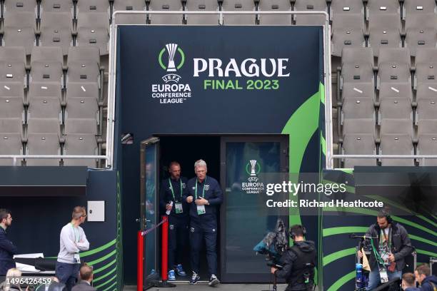 David Moyes, Manager of West Ham United, inspects the pitch prior to the UEFA Europa Conference League 2022/23 final match between ACF Fiorentina and...