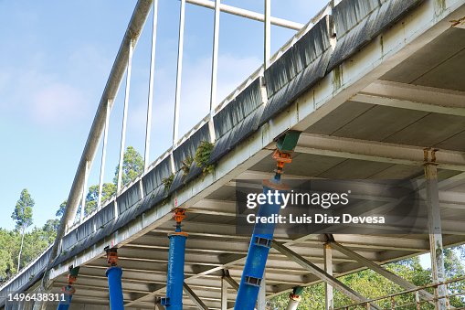 Cable-stayed bridge Collapse Cable-stayed bridge Collapse