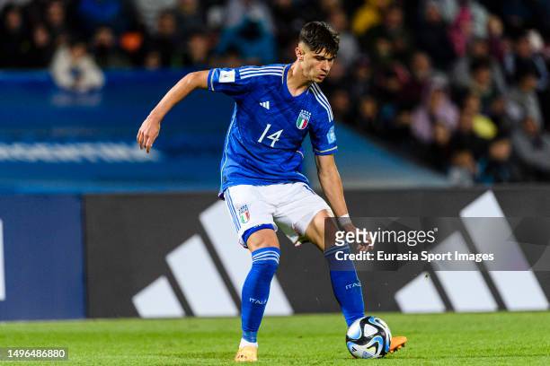 Gabriele Guarino of Italy passes the ball during FIFA U-20 World Cup Argentina 2023 Group D match between Italy and Brazil at Estadio Malvinas...