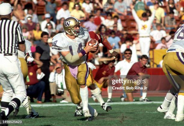 University of Washington Quarterback Paul Sicuro game action between University of Southern California and University of Washington at Los Angeles...