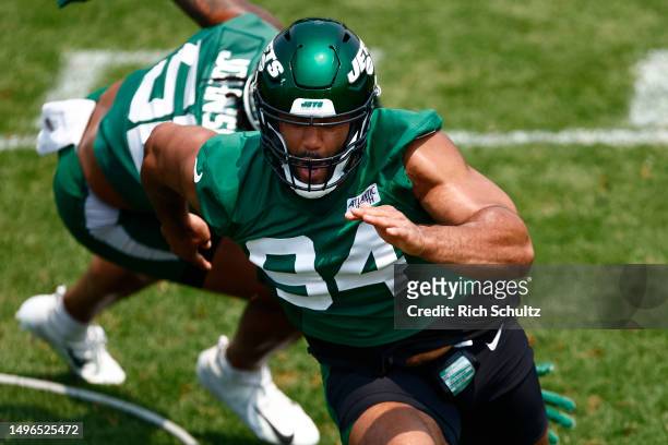 Solomon Thomas of the New York Jets runs a drill during the teams OTAs at Atlantic Health Jets Training Center on June 6, 2023 in Florham Park, New...