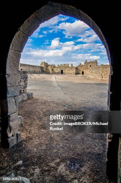 imposing fortress in qasr al-azraq, jordan - qasr al azraq stock pictures, royalty-free photos & images