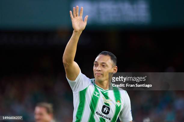 Ricardo Oliveira enters the pitch during Joaquin Sanchez Tribute Match at Estadio Benito Villamarin on June 06, 2023 in Seville, Spain. Joaquin...