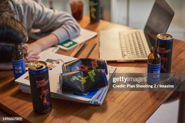 student, study, fatigue, stress, burnout syndrome, high school student, teenager, teenage girl, education, energy drink, struggle, exhaustion - energydrink stock-fotos und bilder