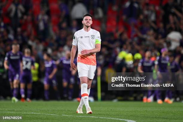 Declan Rice of West Ham United reacts after Giacomo Bonaventura of ACF Fiorentina scored their sides first goal during the UEFA Europa Conference...