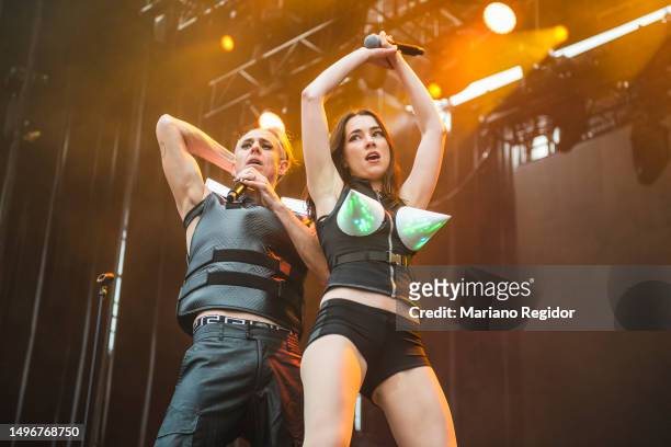 Sugar Bones and Janet Planet of the Australian electro pop band Confidence Man perform in concert during Primavera Sound en la ciudad at Civitas...