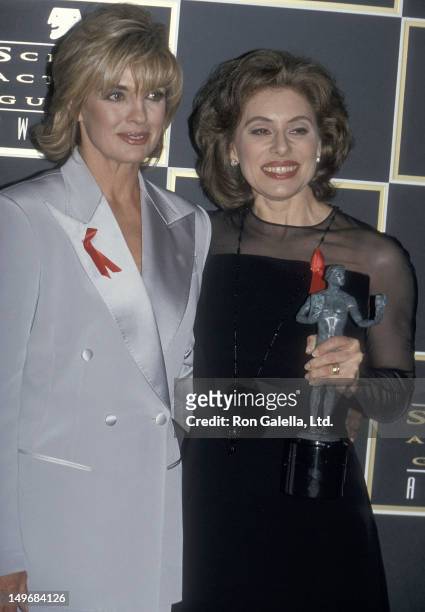 Actress Linda Gray and Merel Poloway attend the First Annual Screen Actors Guild Awards on February 25, 1995 at Universal Studios in Universal City,...