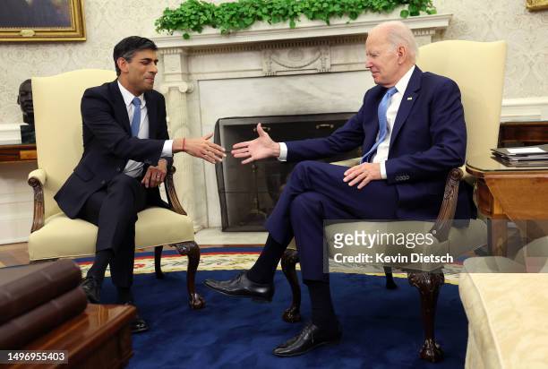 President Joe Biden shakes hands with Prime Minister of the United Kingdom Rishi Sunak in the Oval Office at the White House on June 08, 2023 in...