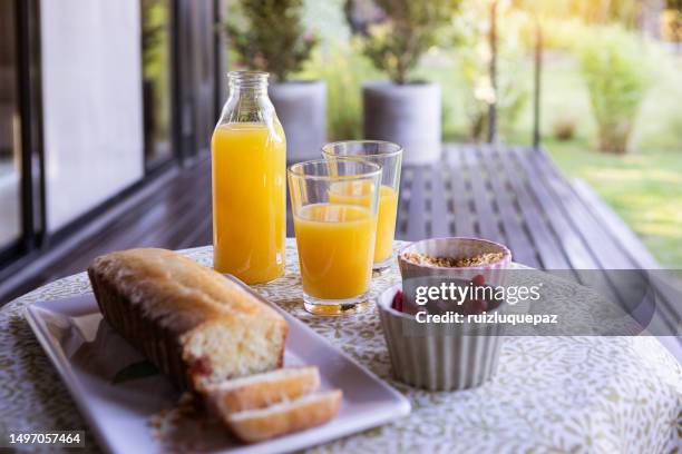 outside breakfast at hostel - continental breakfast stock pictures, royalty-free photos & images